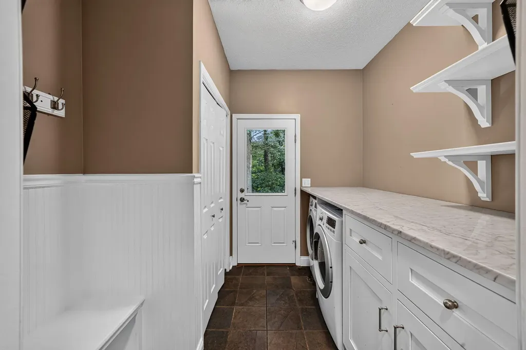 33141 Glen Eagle Court Milton Township MI 49120