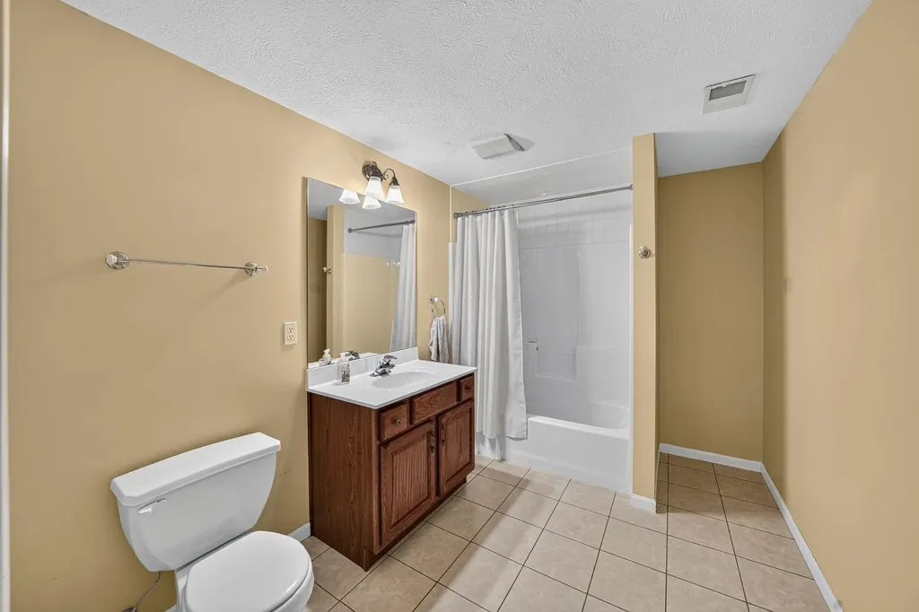 33141 Glen Eagle Court Milton Township MI 49120