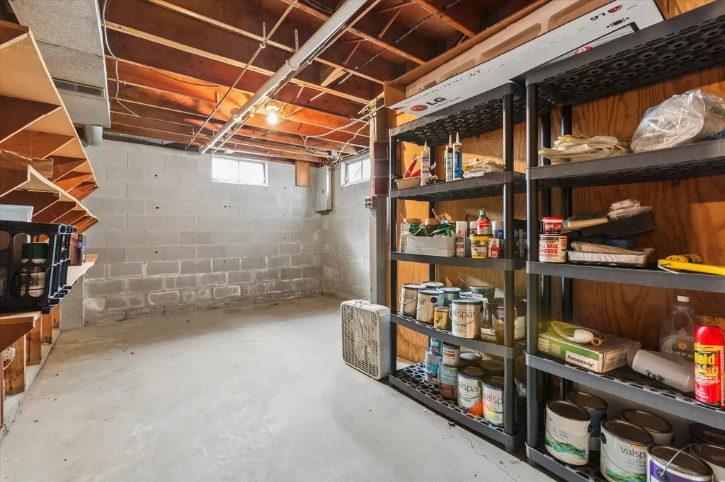 441 E Parsons Avenue Watervliet City MI 49098