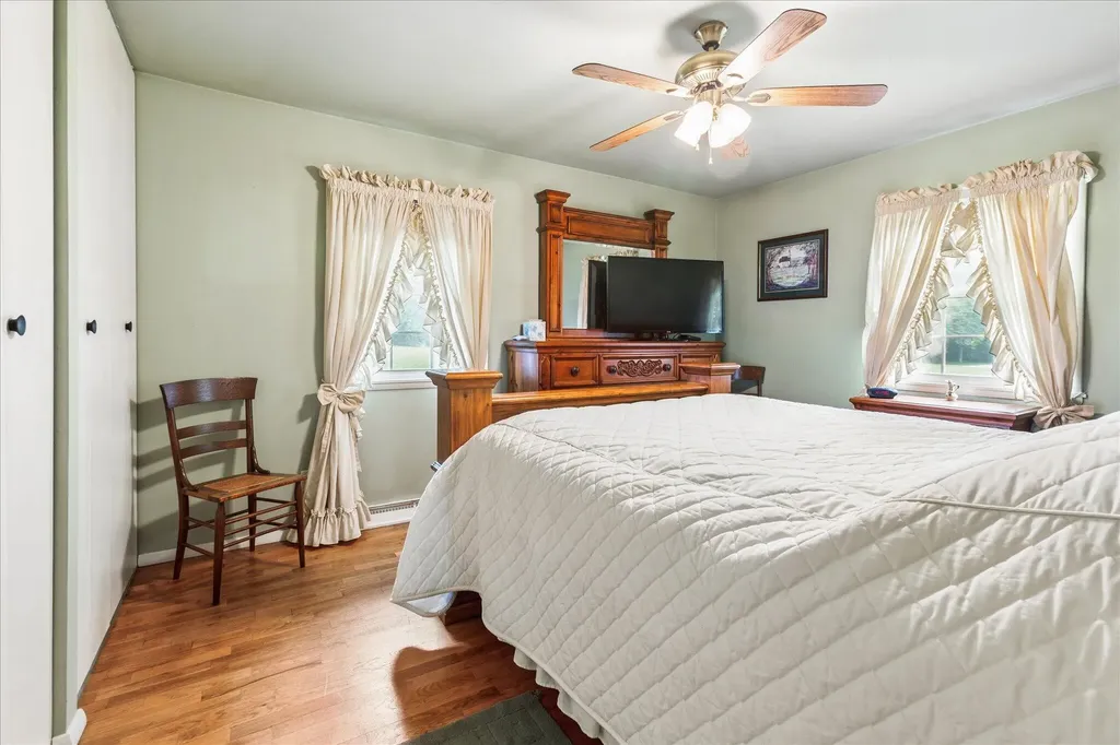 441 E Parsons Avenue Watervliet City MI 49098