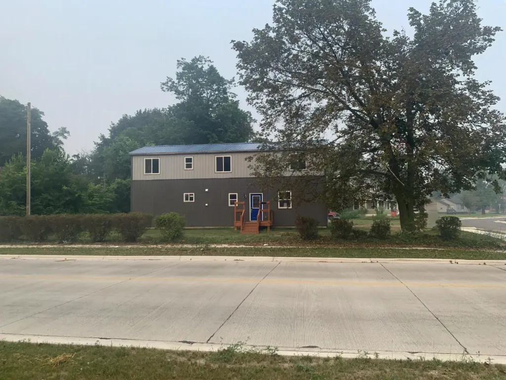 576 Pipestone Street Benton Harbor City MI 49022