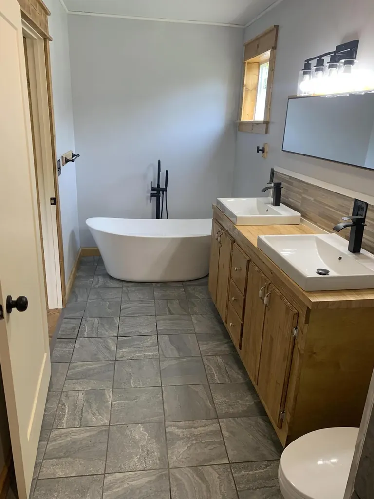 576 Pipestone Street Benton Harbor City MI 49022