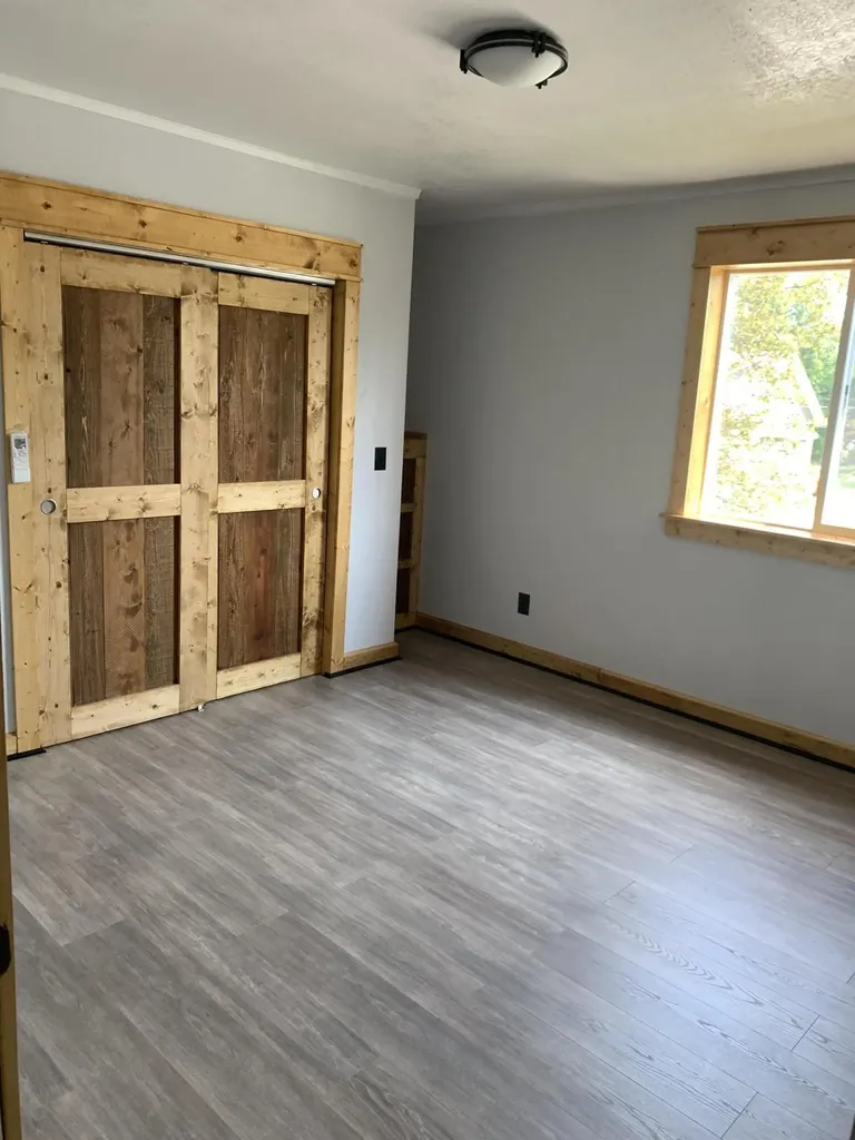 576 Pipestone Street Benton Harbor City MI 49022
