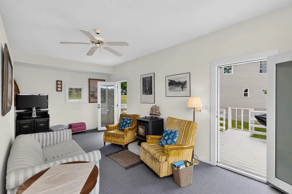 15657 Lakeview Drive Buchanan Township MI 49107