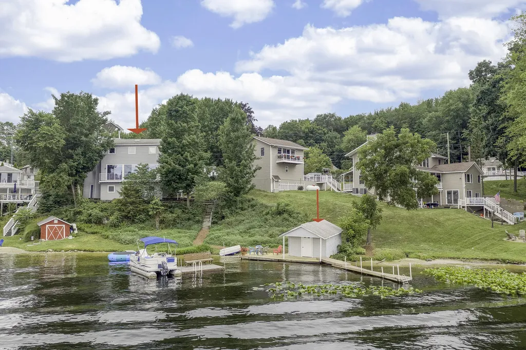 15657 Lakeview Drive Buchanan Township MI 49107