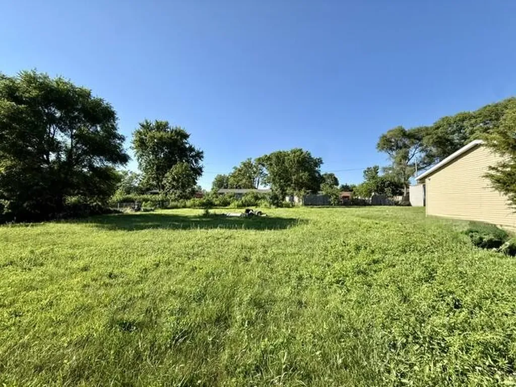 2431 Lawrence Drive Benton Charter Township MI 49022