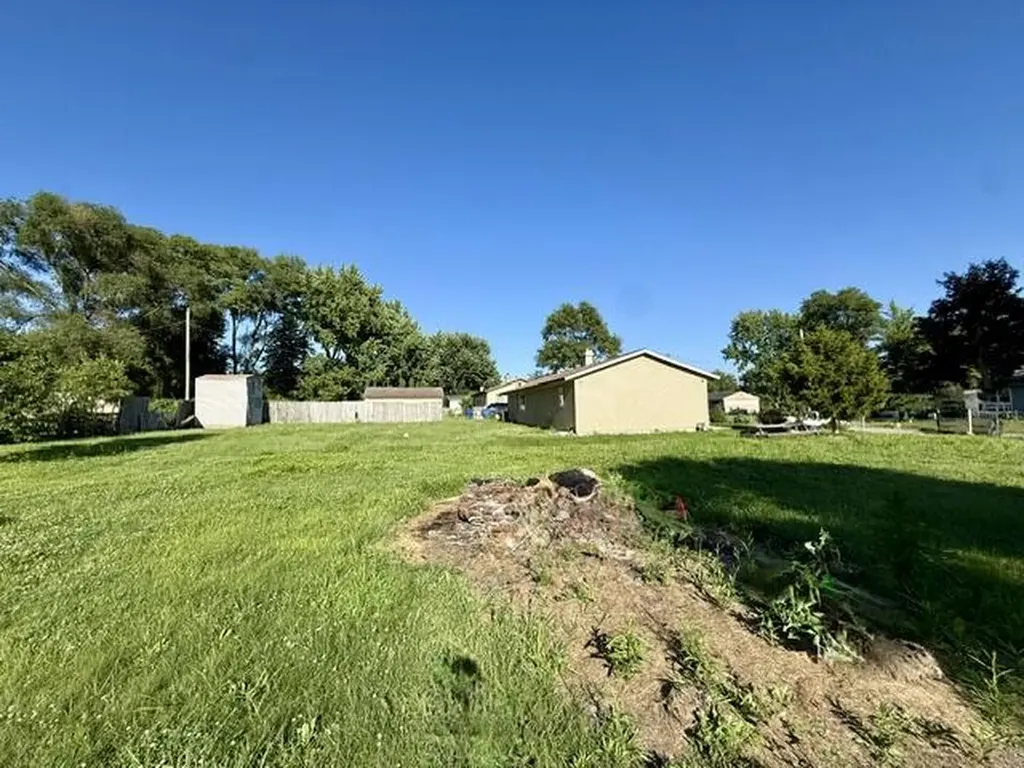 2431 Lawrence Drive Benton Charter Township MI 49022