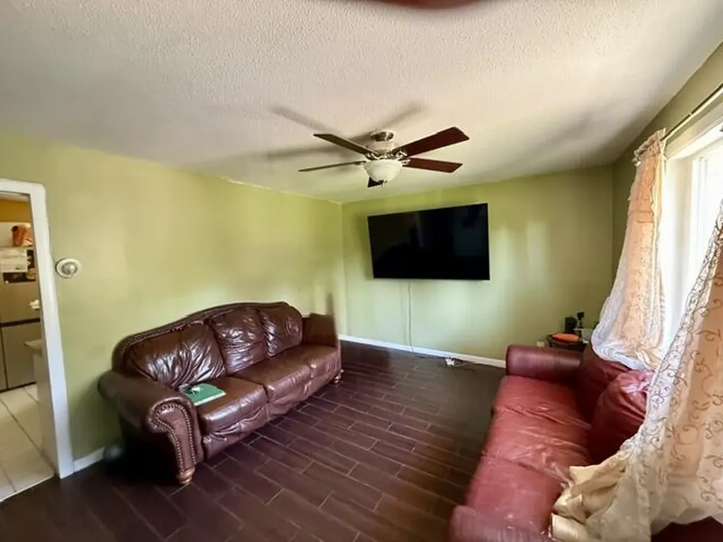 2431 Lawrence Drive Benton Charter Township MI 49022