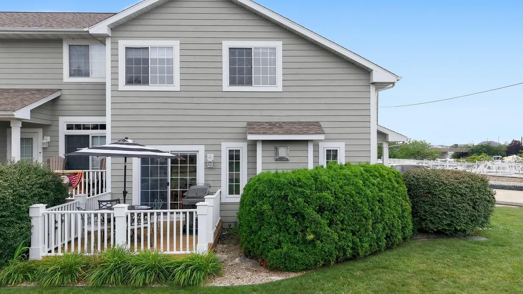 119 E Water Street New Buffalo City MI 49117
