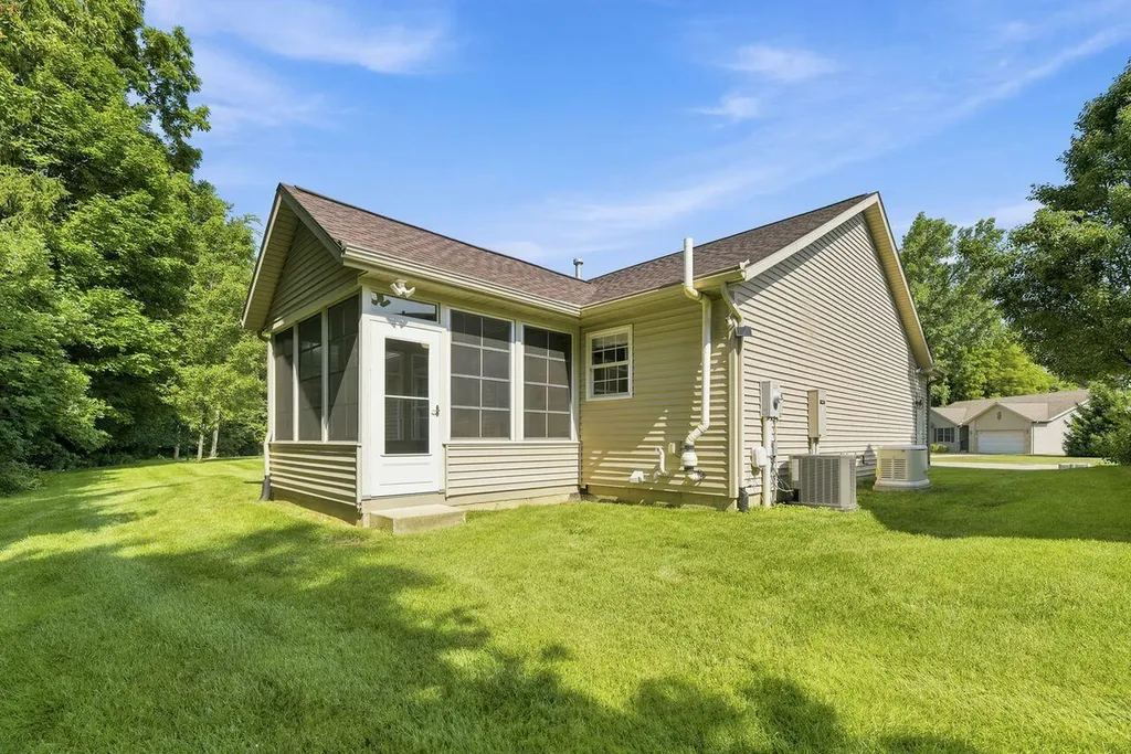 330 Carefree Court Niles City MI 49120