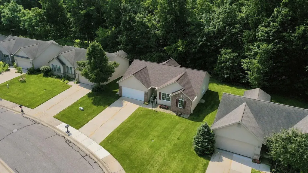 330 Carefree Court Niles City MI 49120