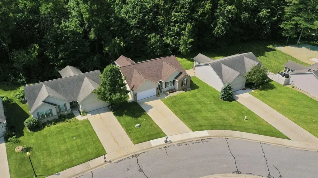 330 Carefree Court Niles City MI 49120