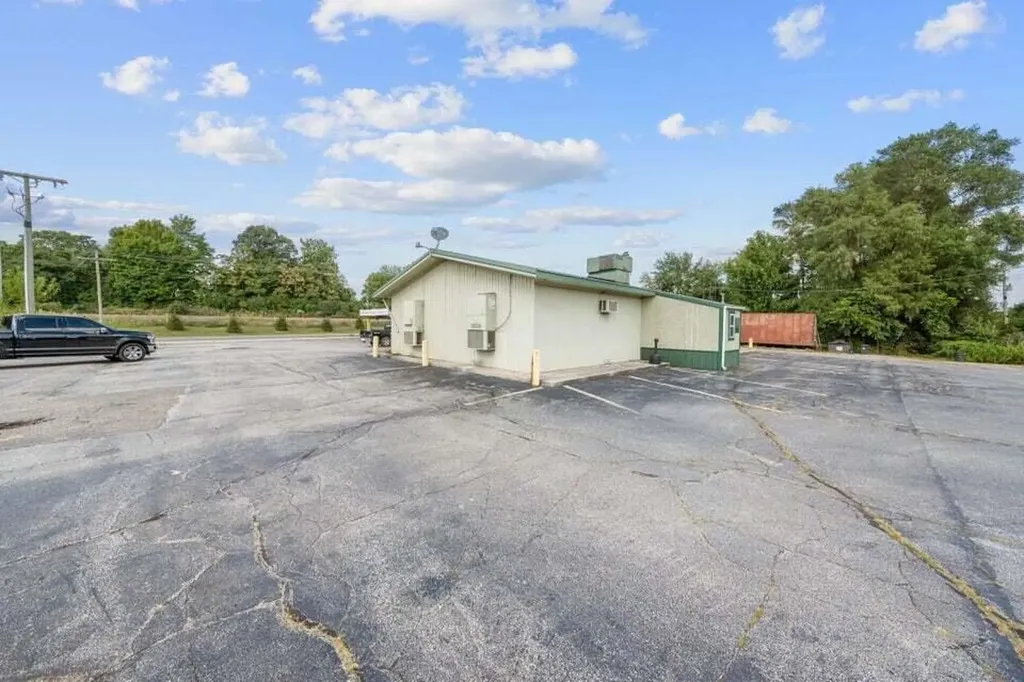 68867 M-62 Ontwa Township MI 49112