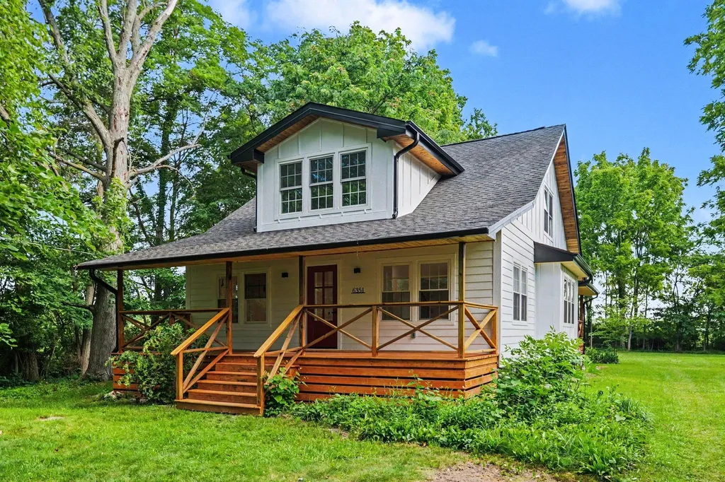 6351 Harbert Road Chikaming Township MI 49125