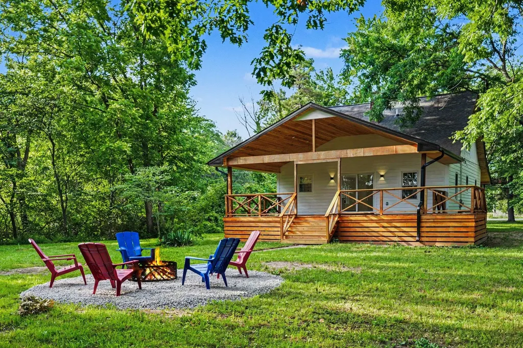 6351 Harbert Road Chikaming Township MI 49125
