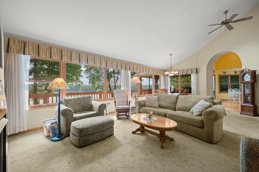 9895 Lakeview Drive Oronoko Charter Township MI 49103