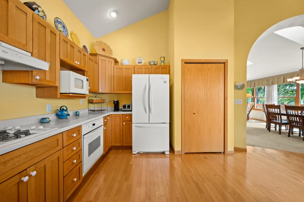 9895 Lakeview Drive Oronoko Charter Township MI 49103