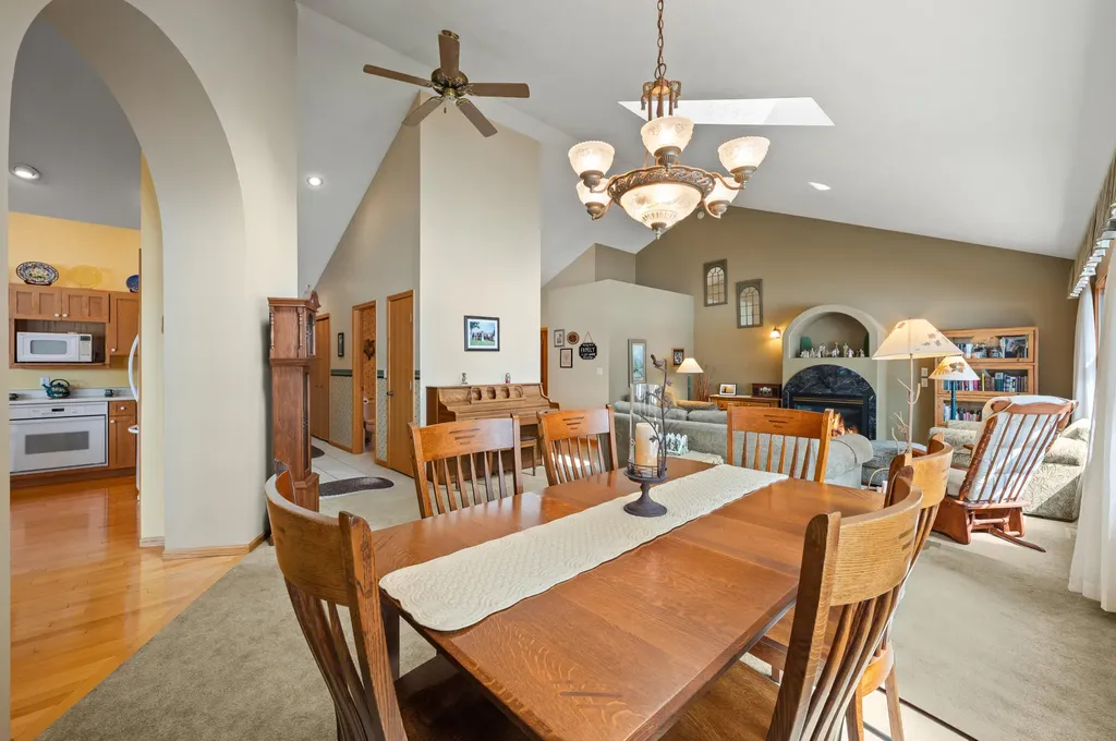 9895 Lakeview Drive Oronoko Charter Township MI 49103