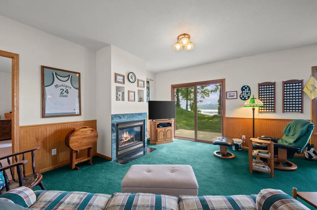 9895 Lakeview Drive Oronoko Charter Township MI 49103