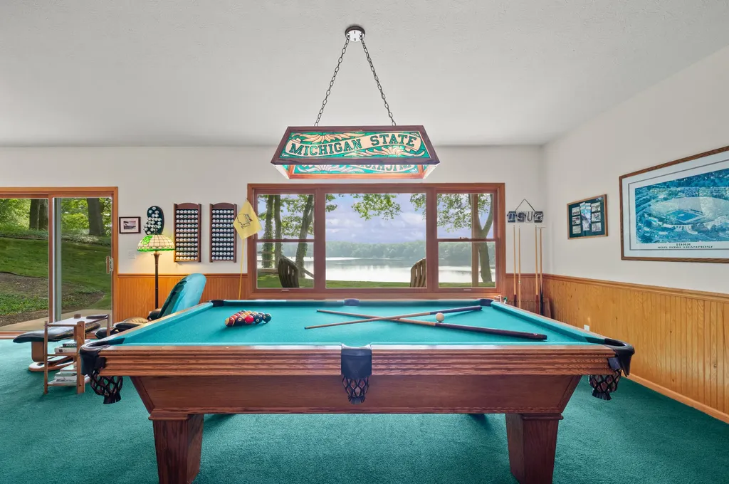 9895 Lakeview Drive Oronoko Charter Township MI 49103