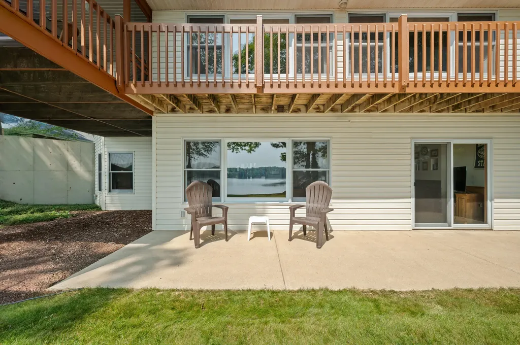 9895 Lakeview Drive Oronoko Charter Township MI 49103