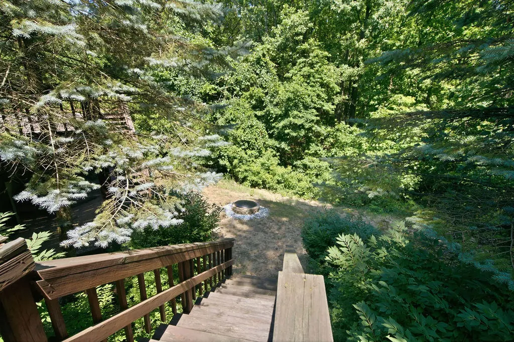 29785 Blue Star Highway Covert Township MI 49043