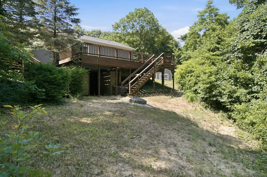 29785 Blue Star Highway Covert Township MI 49043