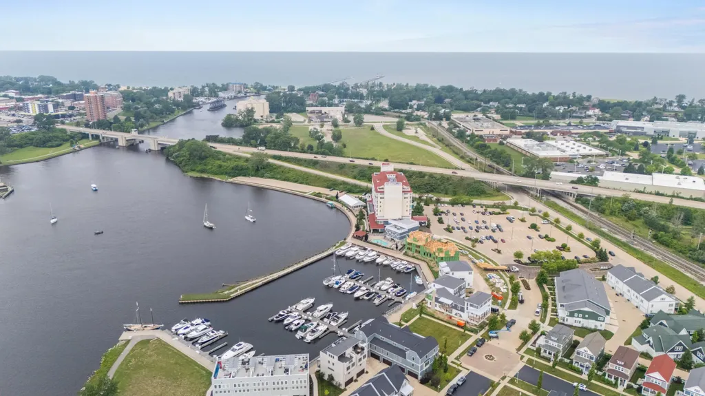 828 Sailors Way St. Joseph City MI 49085