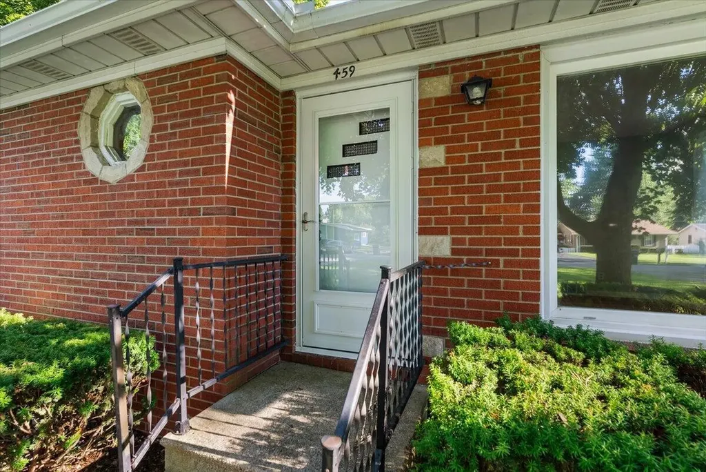 459 Dale Avenue St. Joseph Charter Township MI 49022