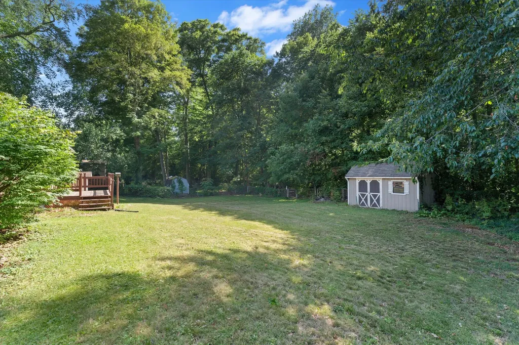 8696 Maplewood Drive Oronoko Charter Township MI 49103