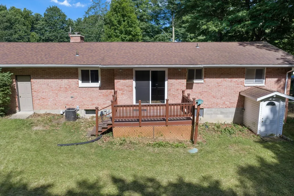 8696 Maplewood Drive Oronoko Charter Township MI 49103