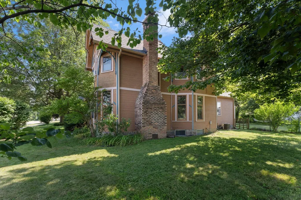 110 S East Street Cassopolis Village MI 49031