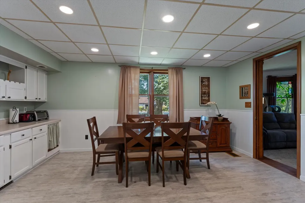 110 S East Street Cassopolis Village MI 49031