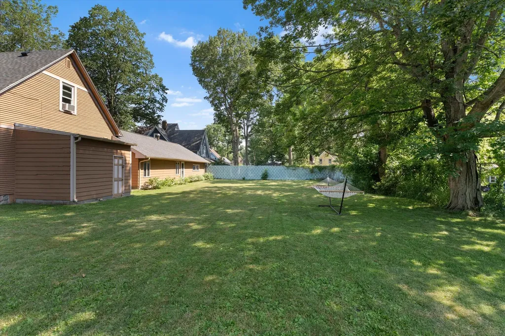 110 S East Street Cassopolis Village MI 49031