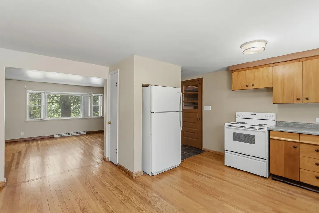 73028 26th Avenue Covert Township MI 49090