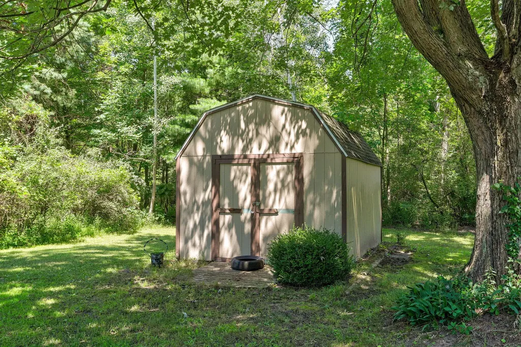 73028 26th Avenue Covert Township MI 49090