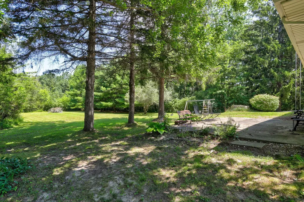 73028 26th Avenue Covert Township MI 49090