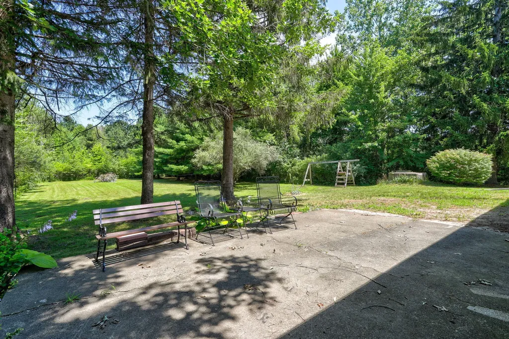 73028 26th Avenue Covert Township MI 49090