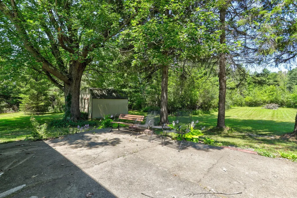 73028 26th Avenue Covert Township MI 49090
