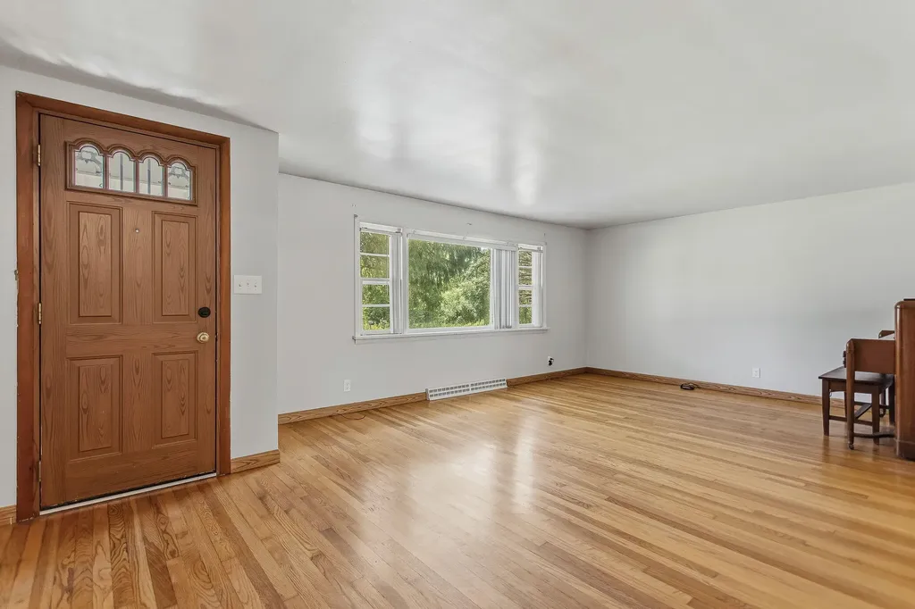 73028 26th Avenue Covert Township MI 49090