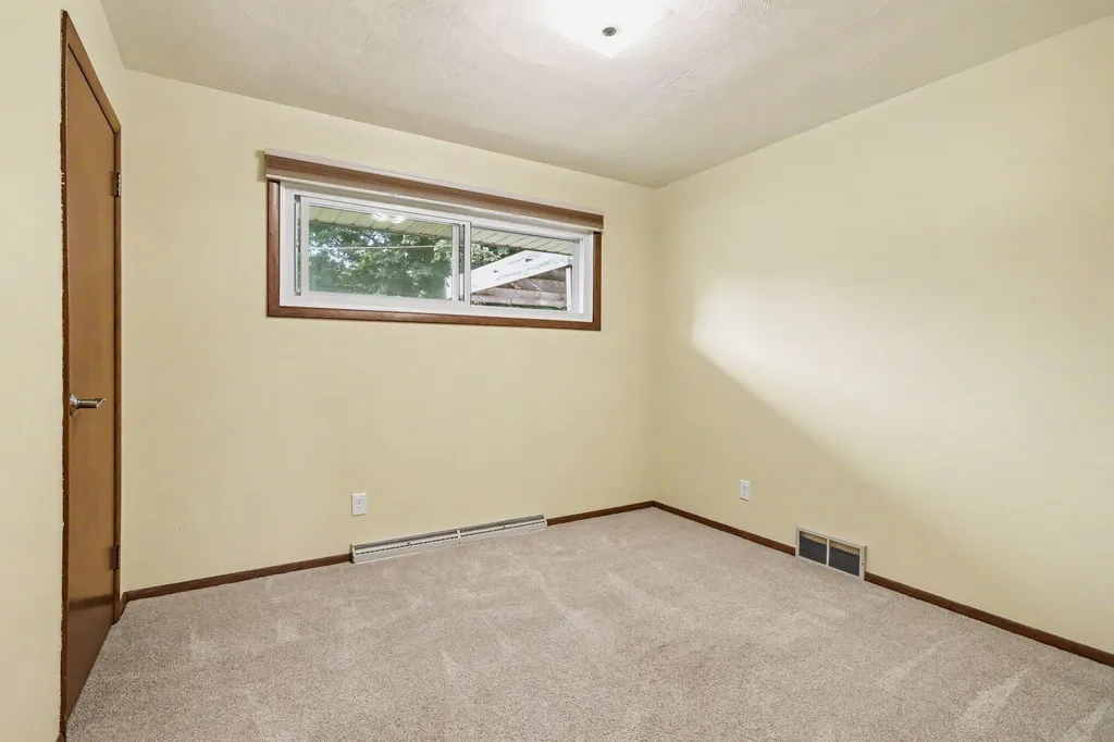 2436 Fountain Lane Lincoln Charter Township MI 49127