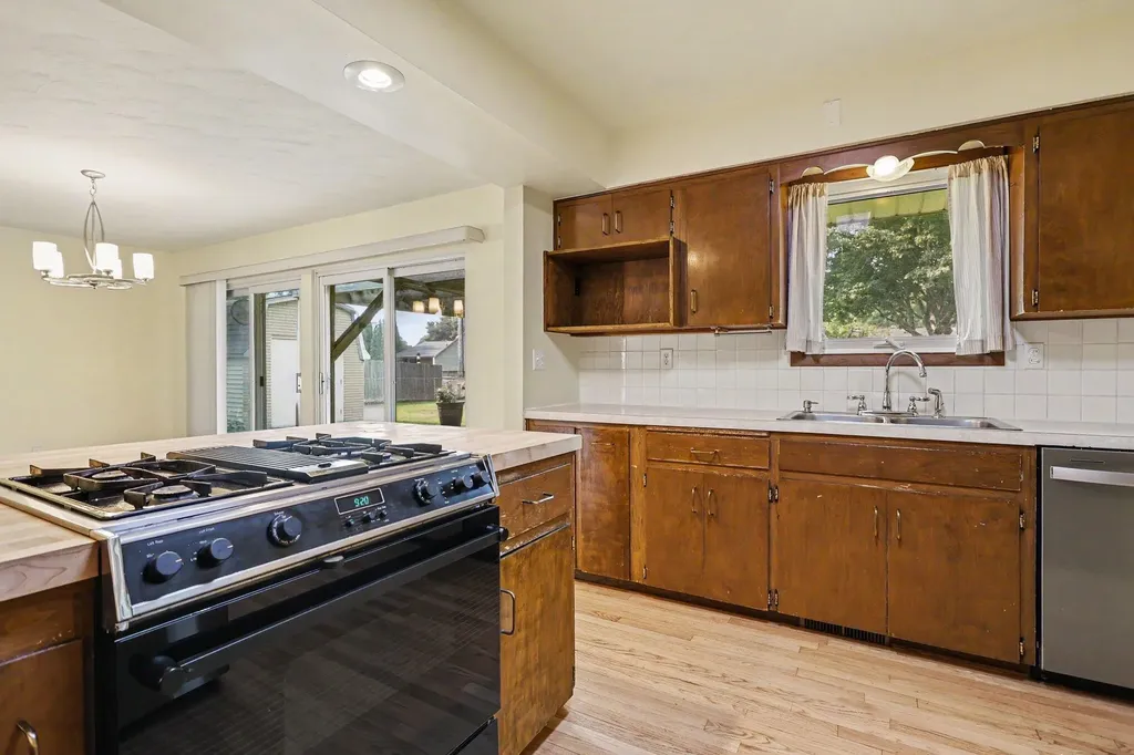 2436 Fountain Lane Lincoln Charter Township MI 49127