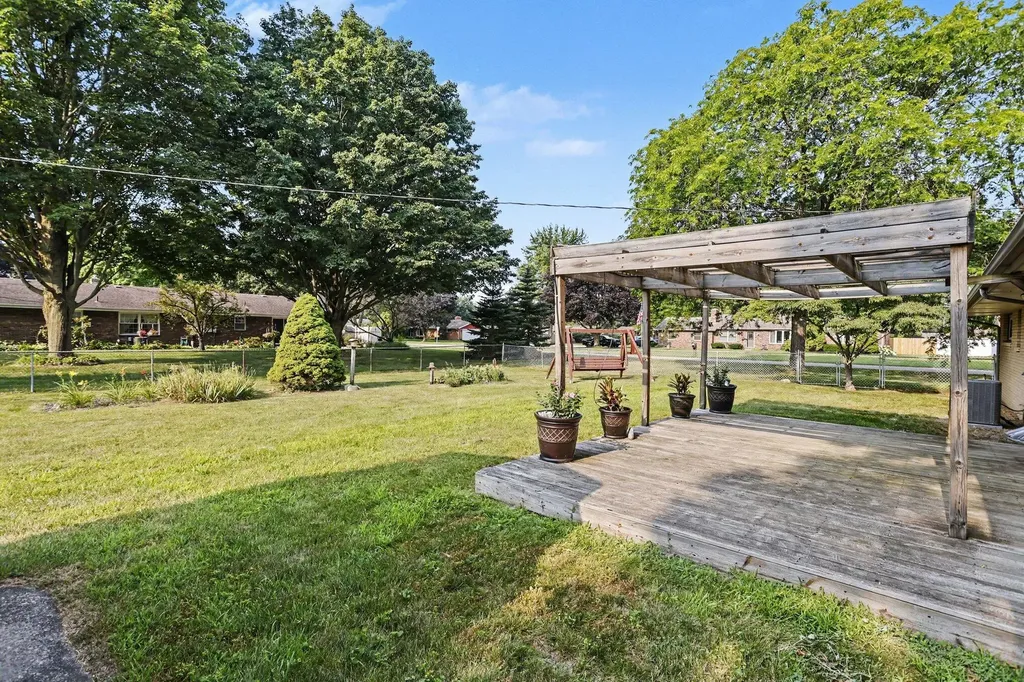 2436 Fountain Lane Lincoln Charter Township MI 49127