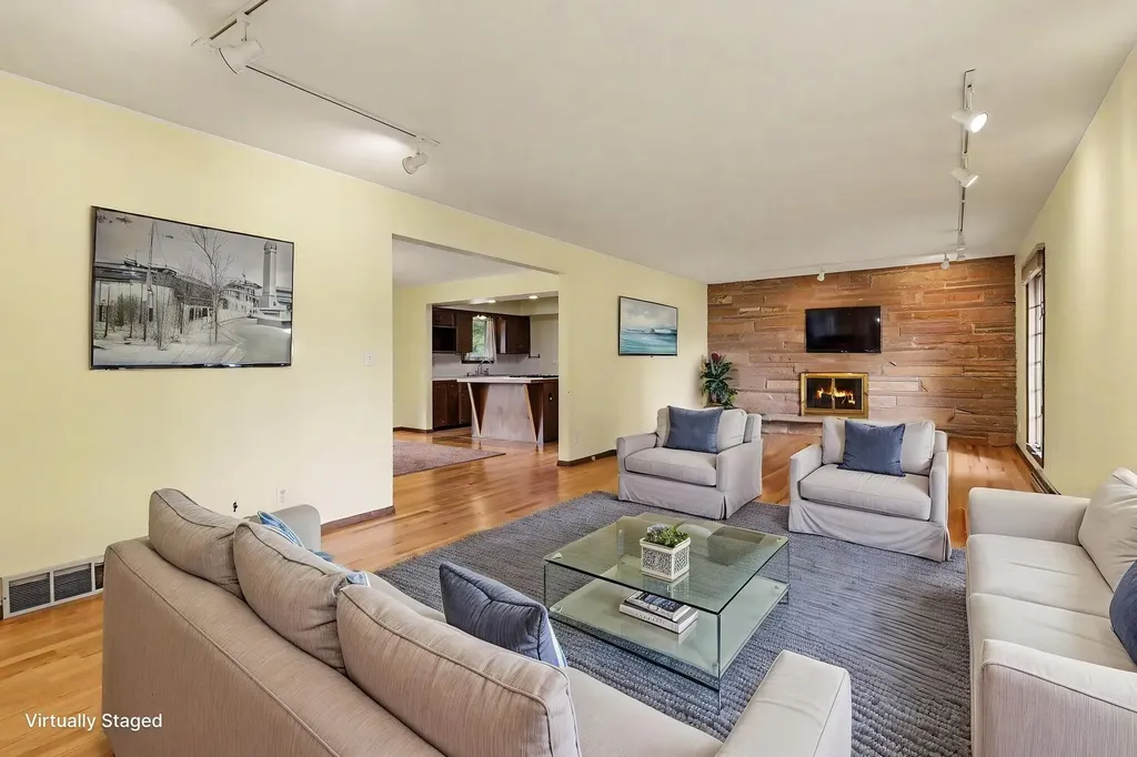 2436 Fountain Lane Lincoln Charter Township MI 49127