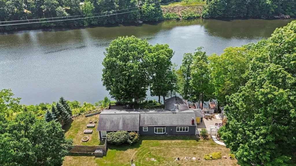 11628 S Lake Chapin Road Berrien Township MI 49103