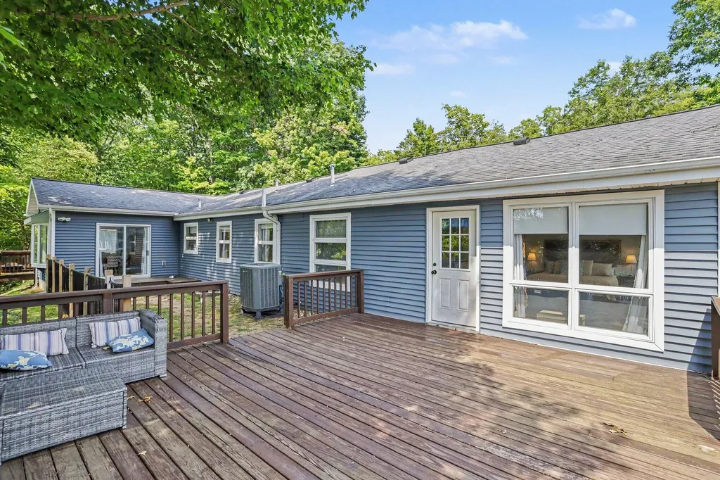 11628 S Lake Chapin Road Berrien Township MI 49103