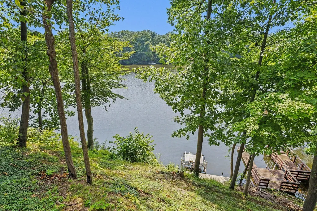 11628 S Lake Chapin Road Berrien Township MI 49103