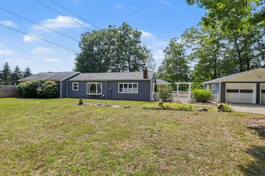 11628 S Lake Chapin Road Berrien Township MI 49103