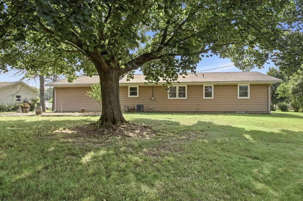 8718 Kephart Lane Oronoko Charter Township MI 49103