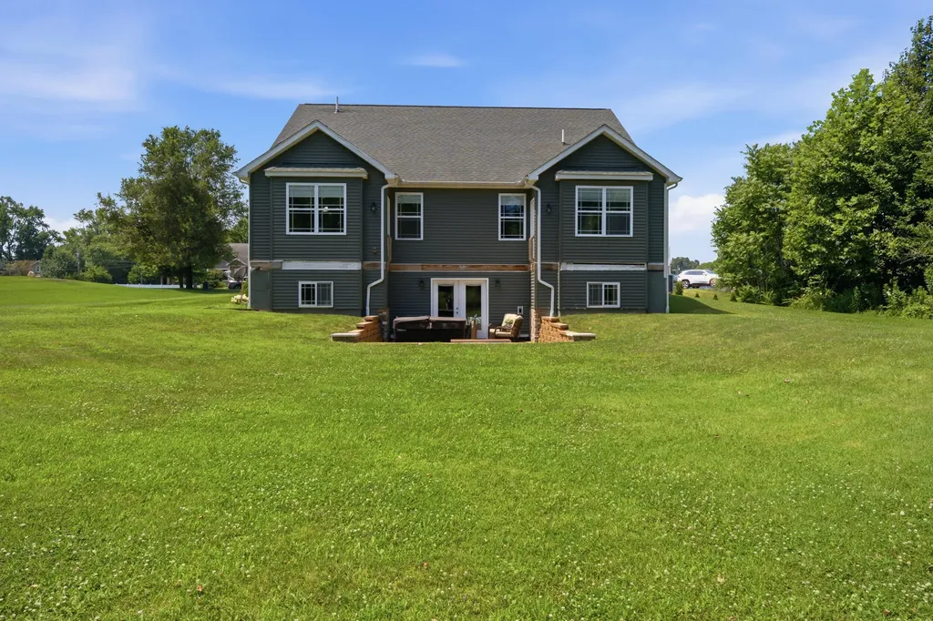 1155 Sonoma Court Baroda Village MI 49101